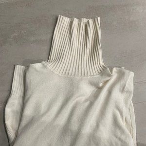 white turtle neck - cotton - size S